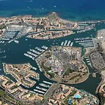 Renove 200 M De La Avec Parking Prive Lejlighed *