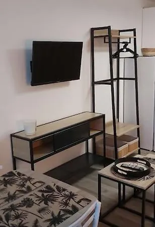 Renove 200 M De La Avec Parking Prive *